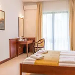 Szálloda Atrium 2*