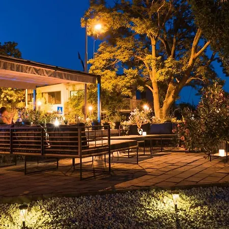 Atrium Ξενοδοχείο Tihany