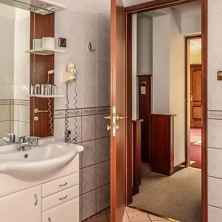 فندق Atrium تيهاني