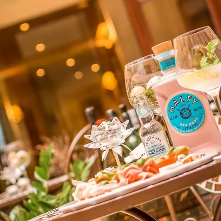 Ξενοδοχείο Atrium