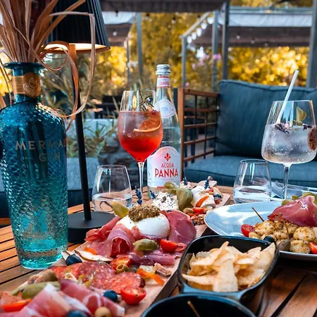 Atrium Ξενοδοχείο 2*